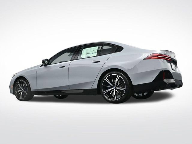 New 2026 BMW 530i xDrive w/ M Sport Package image 31