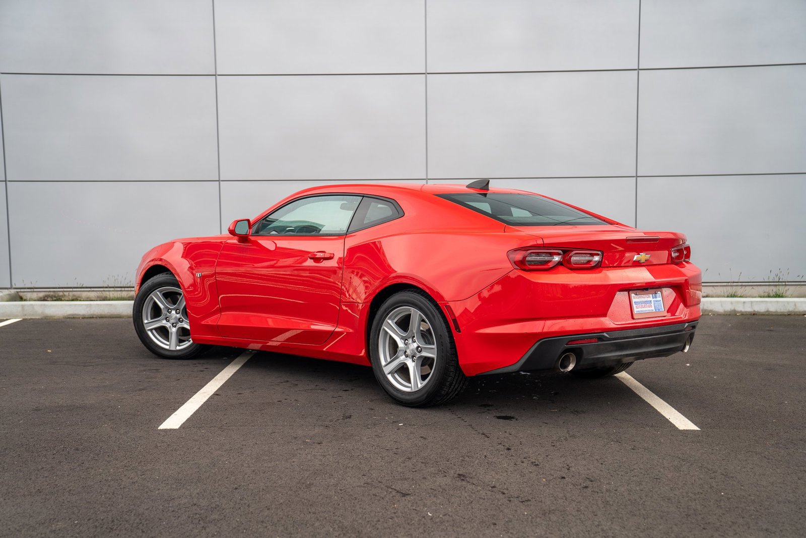 Used 2020 Chevrolet Camaro LT image 3