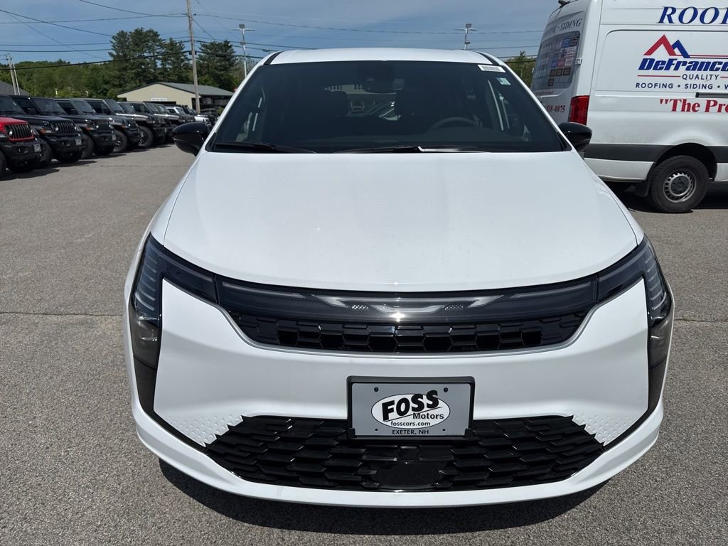New 2027 Chrysler Pacifica Select FWD image 8