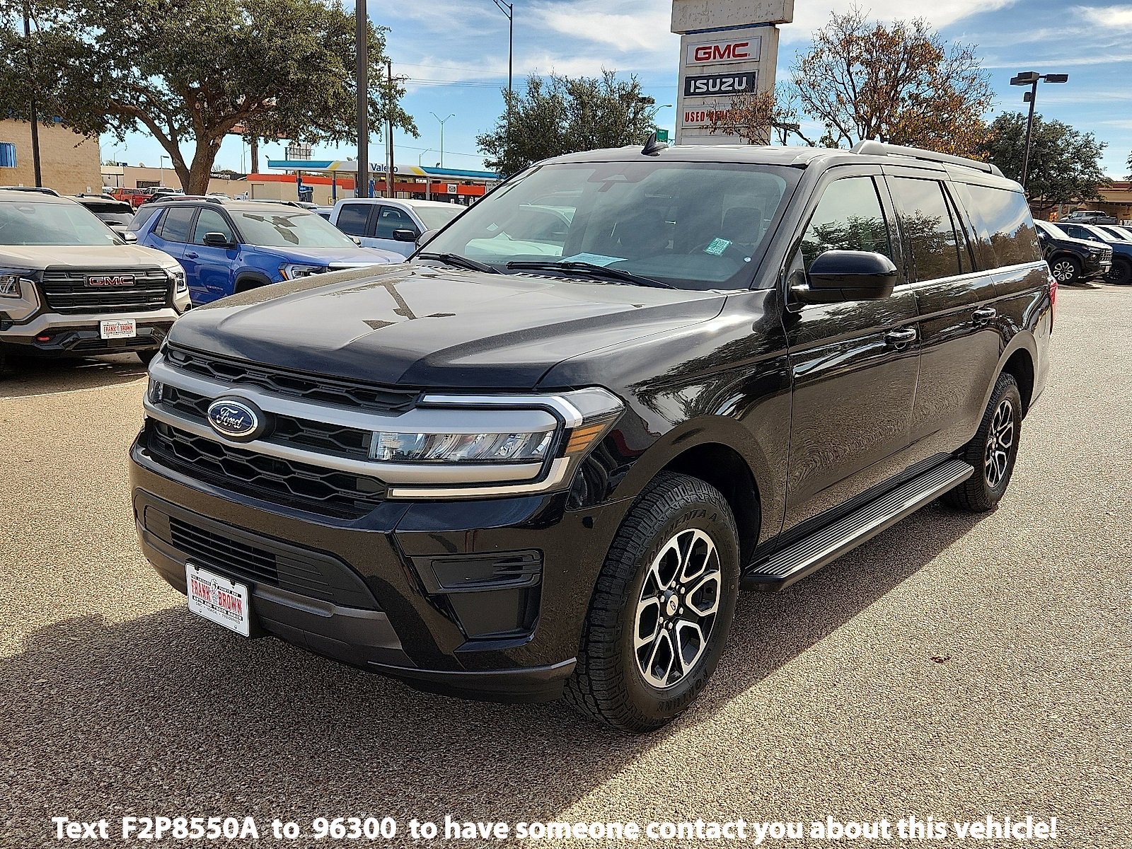 Used 2024 Ford Expedition Max XLT image 1