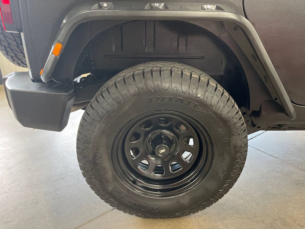 Used 2016 Jeep Wrangler Unlimited Sport AWD/4WD image 25