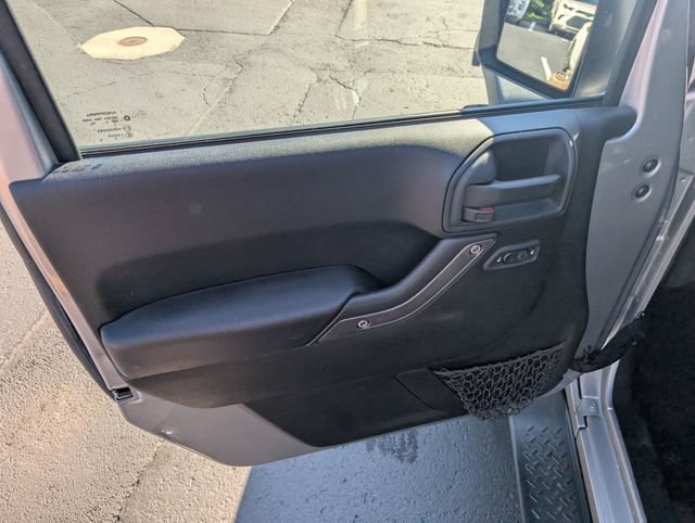 Used 2016 Jeep Wrangler Unlimited Sport w/ Quick Order Package 24S AWD/4WD image 13