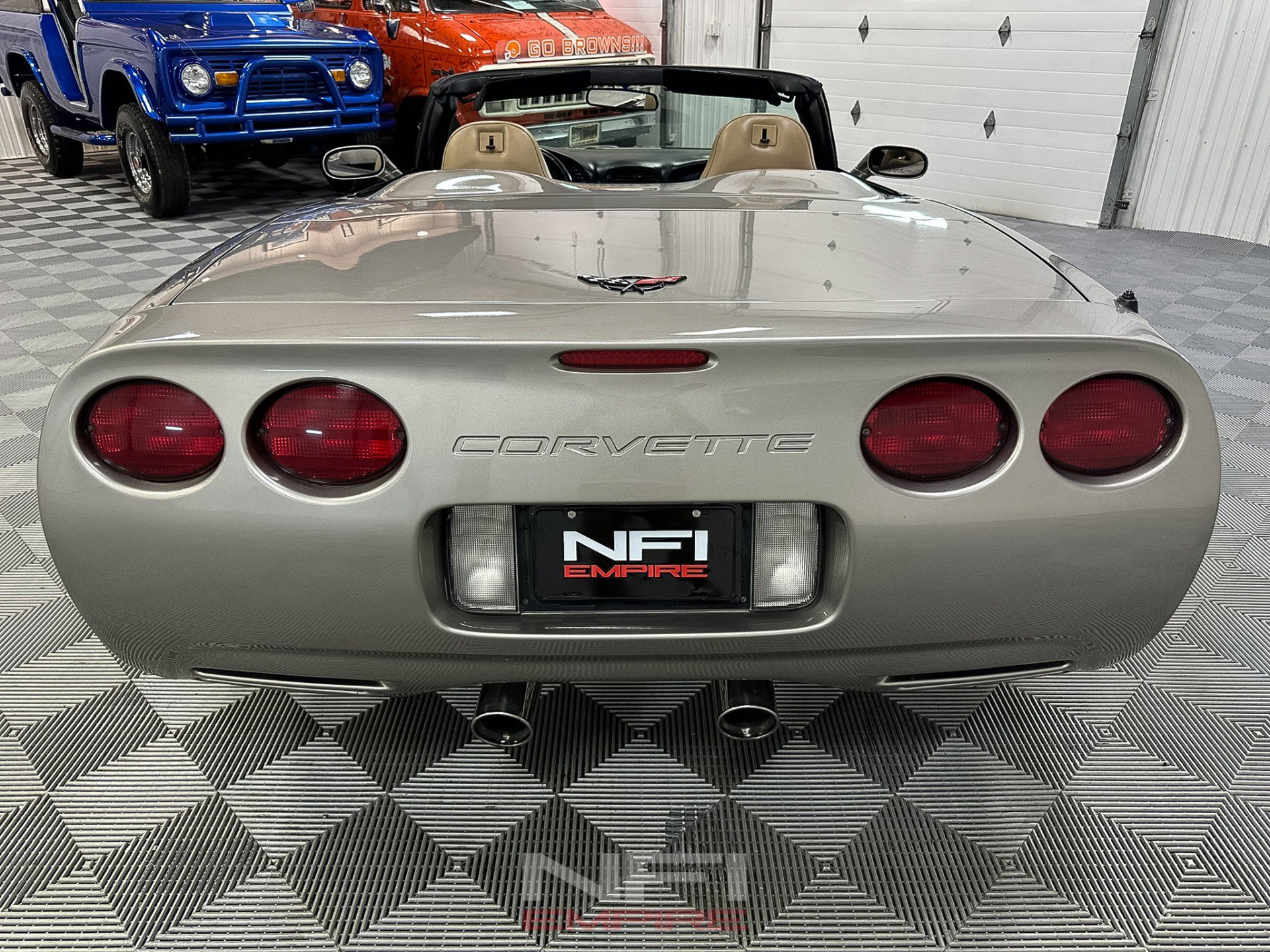 Used 2000 Chevrolet Corvette Convertible w/ Memory Pkg image 16