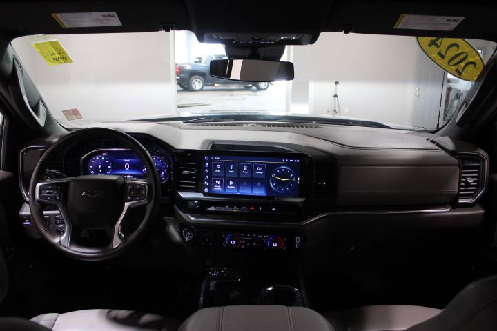 Used 2024 Chevrolet Silverado 1500 RST w/ Dark Appearance Package AWD/4WD image 2