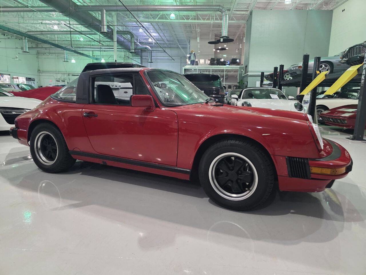 Used 1987 Porsche 911 Carrera RWD image 13
