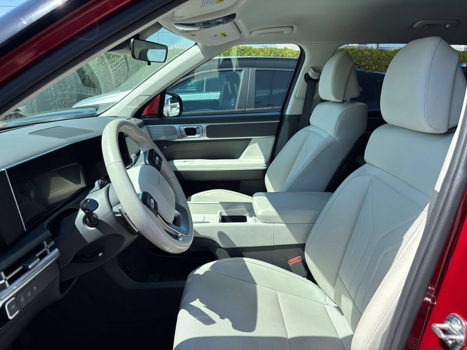 Used 2025 Hyundai Santa Fe SEL AWD/4WD image 28