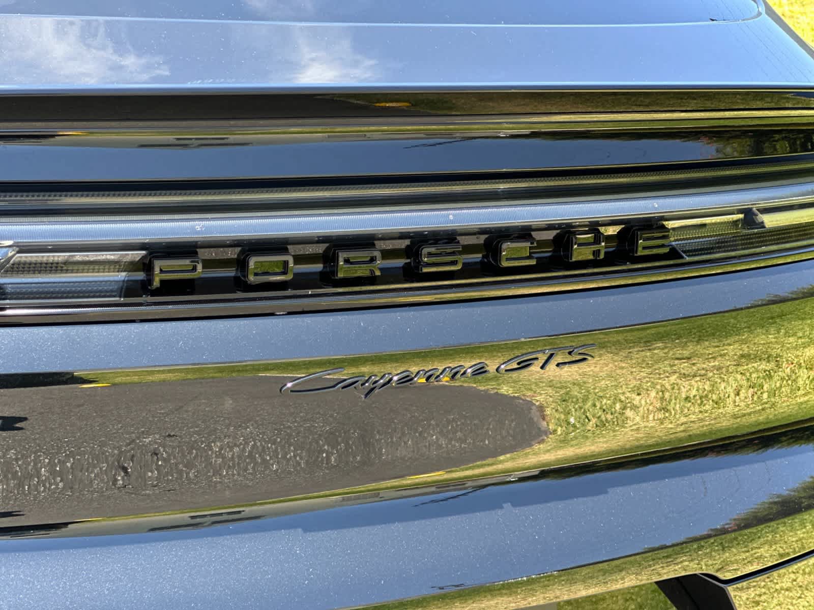 New 2026 Porsche Cayenne GTS AWD/4WD image 33