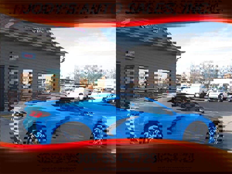 Used 2022 Chevrolet Corvette Stingray Coupe w/ Engine Appearance Package image 39