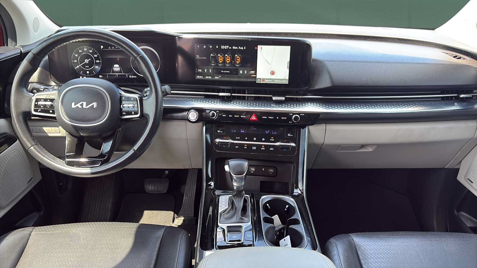 Used 2023 Kia Carnival SX Prestige FWD image 19