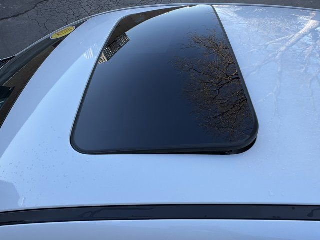 Used 2023 Kia Forte GT-Line w/ GT-Line Premium Package image 19