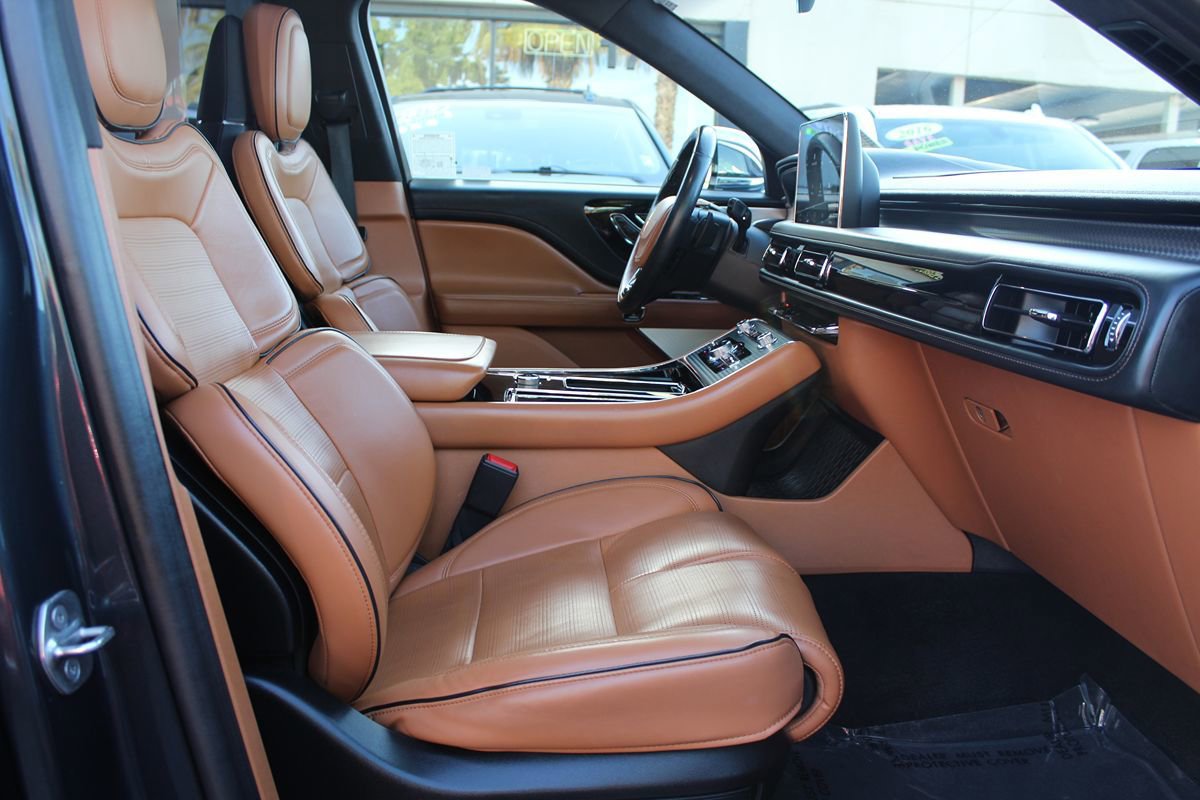 Used 2021 Lincoln Aviator Black Label AWD/4WD image 25
