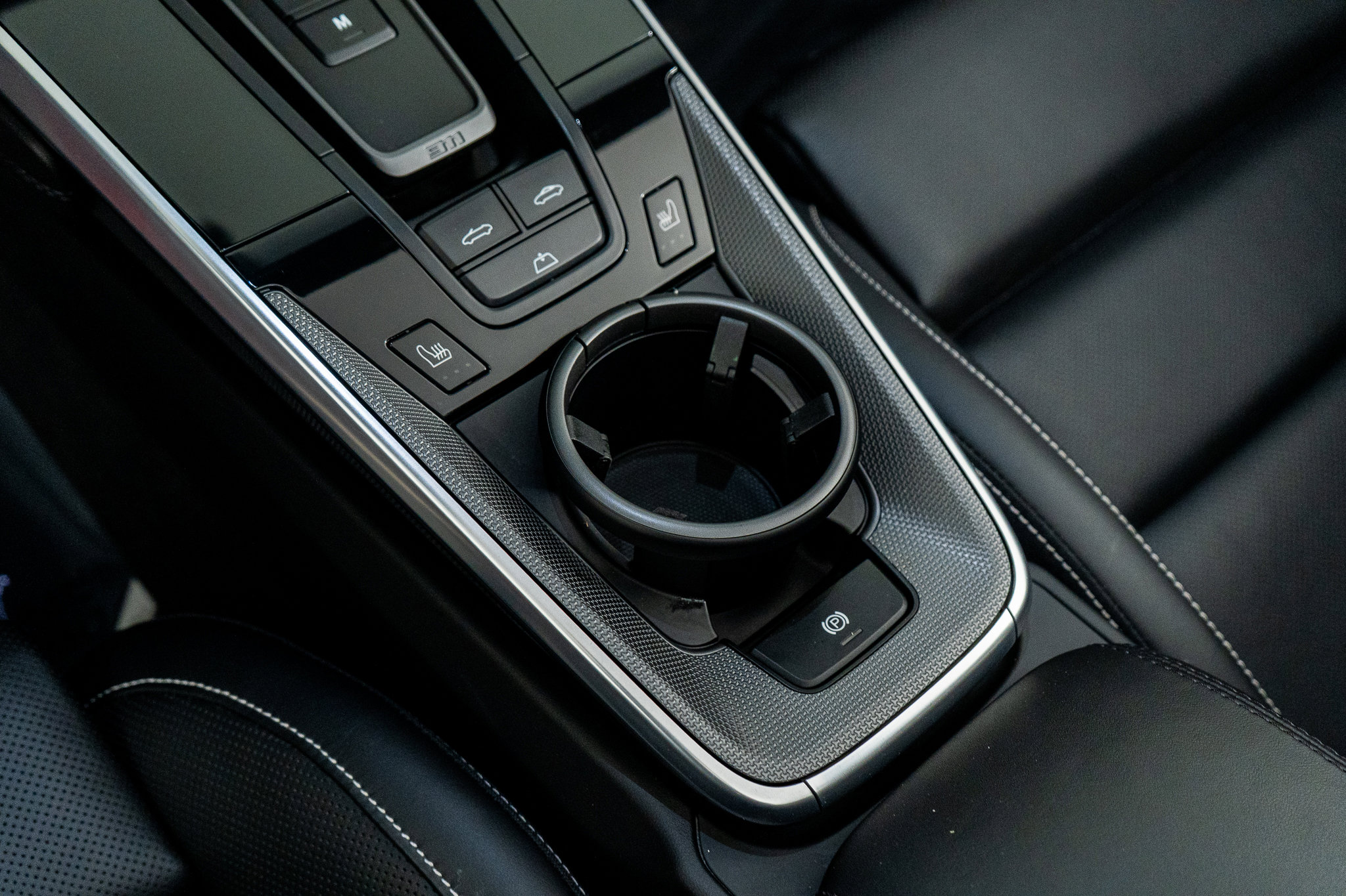 Used 2024 Porsche 911 Turbo image 37