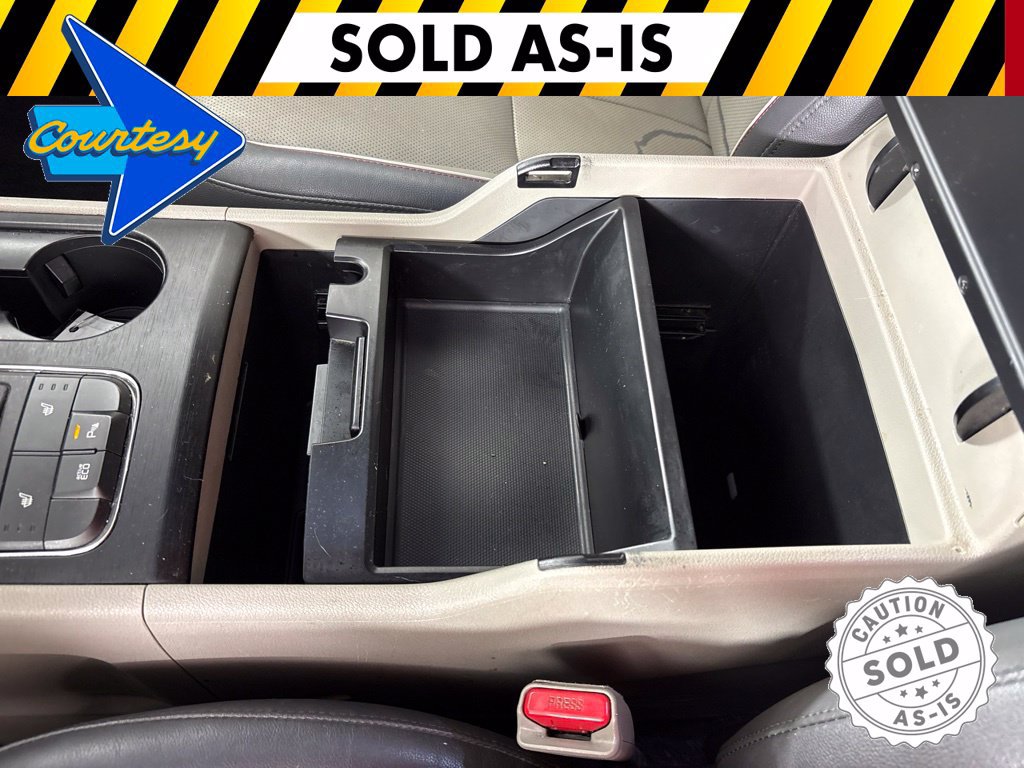 Used 2017 Kia Sedona LX w/ LX Essentials Premium Package FWD image 39