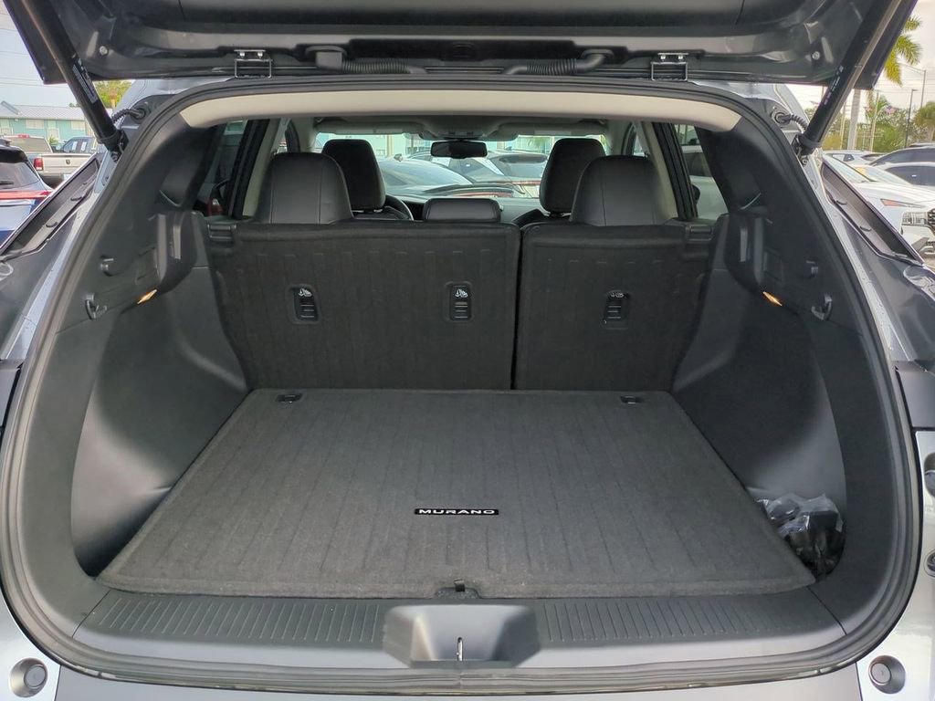 Certified 2025 Nissan Murano SL image 13