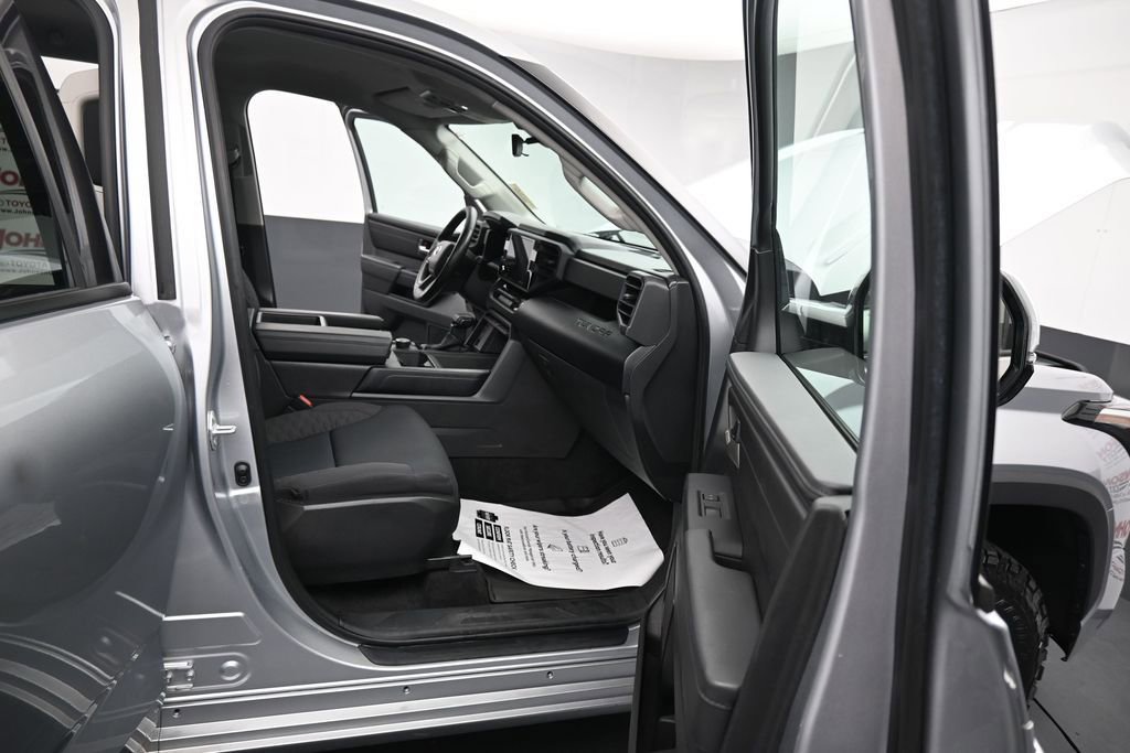 Used 2023 Toyota Tundra SR5 w/ SR5 Convenience Package AWD/4WD image 23