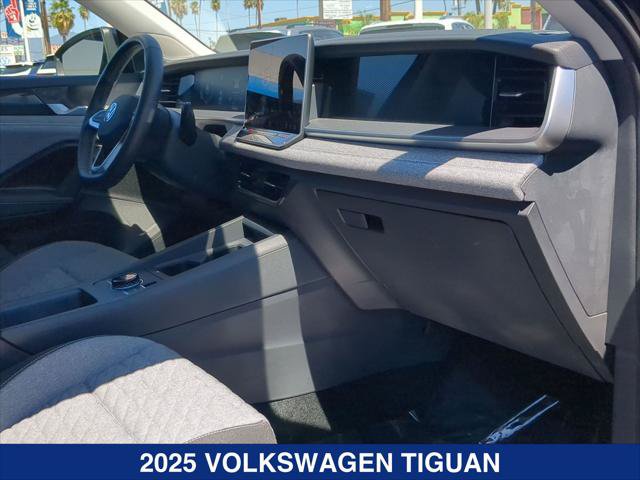 Certified 2025 Volkswagen Tiguan S FWD image 23