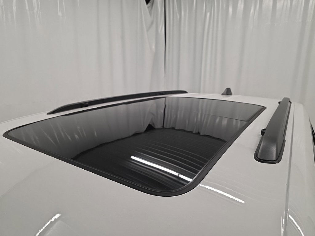New 2026 Jeep Grand Cherokee Limited AWD/4WD image 10