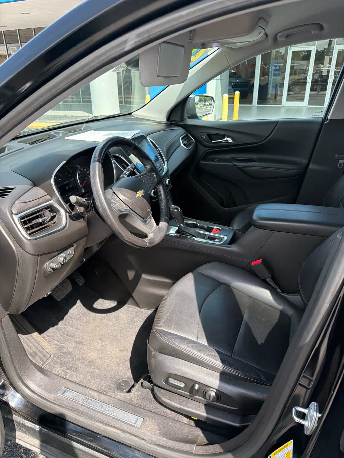 Used 2020 Chevrolet Equinox Premier FWD image 15