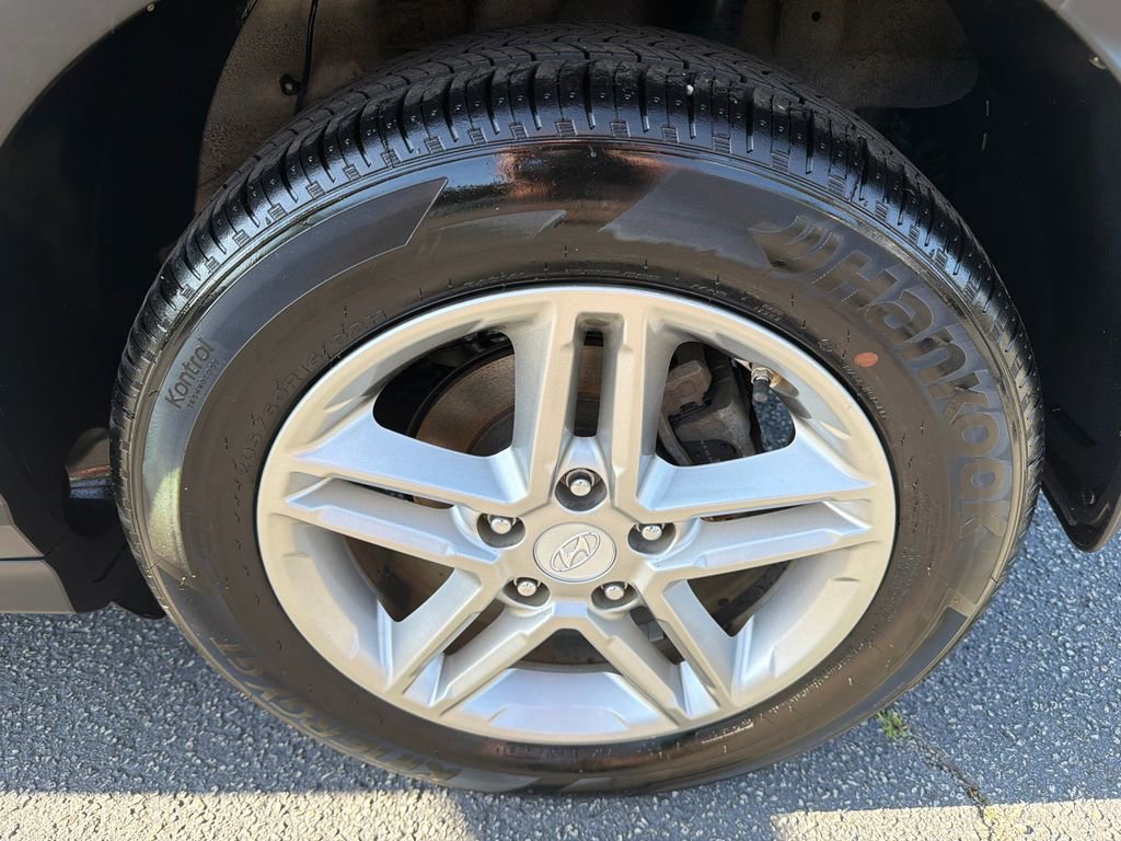 Used 2019 Hyundai Kona SE image 18