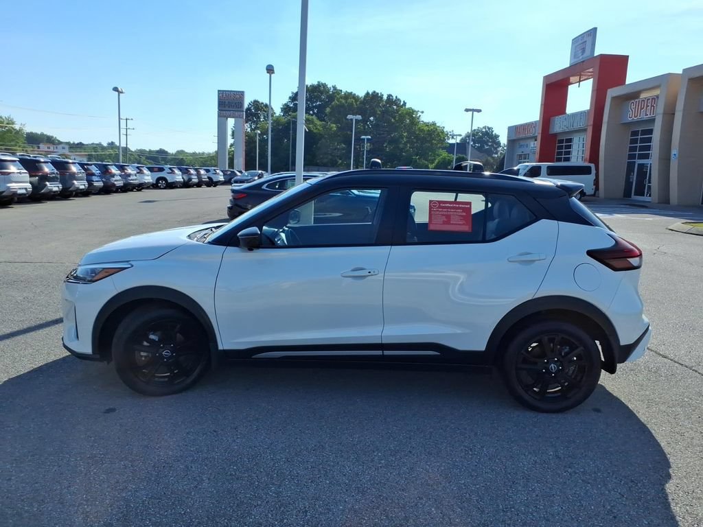 Certified 2024 Nissan Kicks SR w/ SR Premium Package FWD image 17
