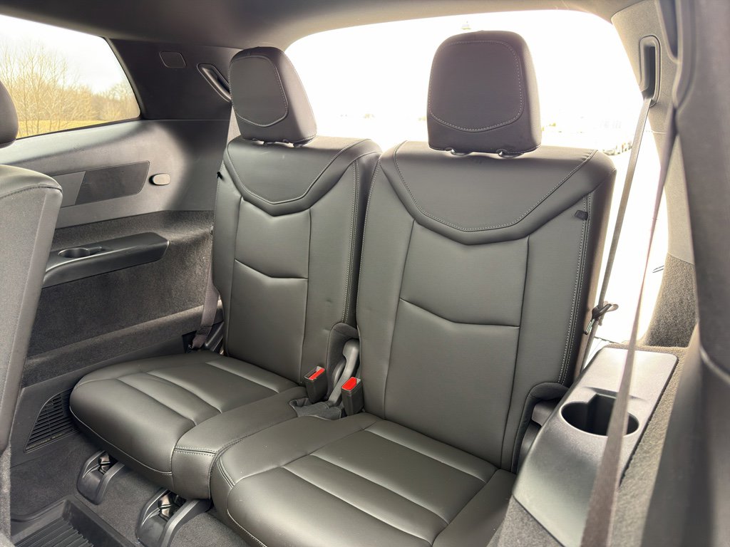 Used 2024 Cadillac XT6 Luxury w/ LPO, Floor Liner Package AWD/4WD image 40