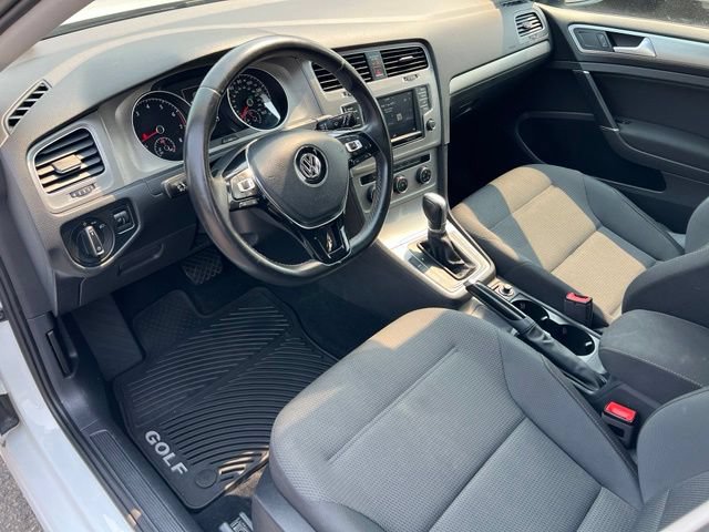 Used 2017 Volkswagen Golf S FWD image 13