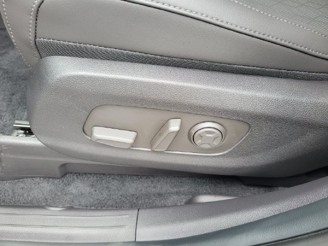 New 2027 Kia Carnival SX w/ Dark Edition Package FWD image 27