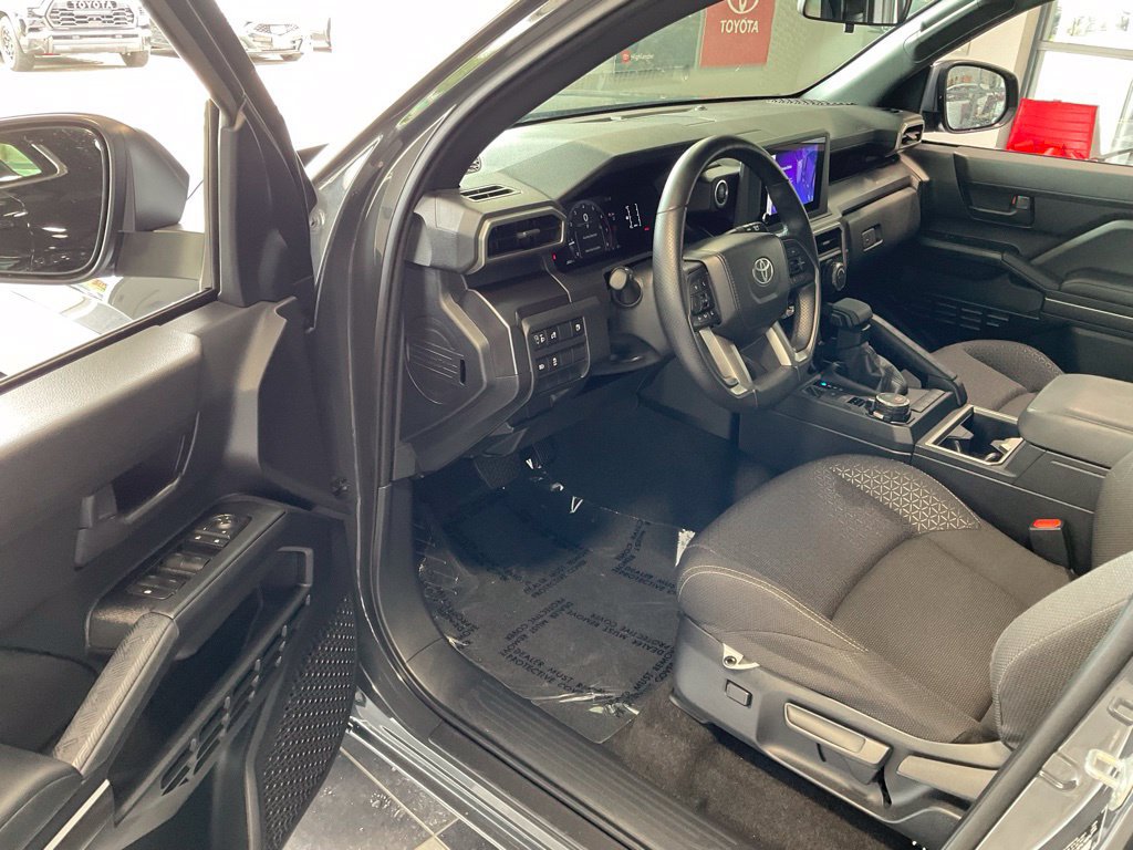 Certified 2025 Toyota 4Runner SR5 AWD/4WD image 9