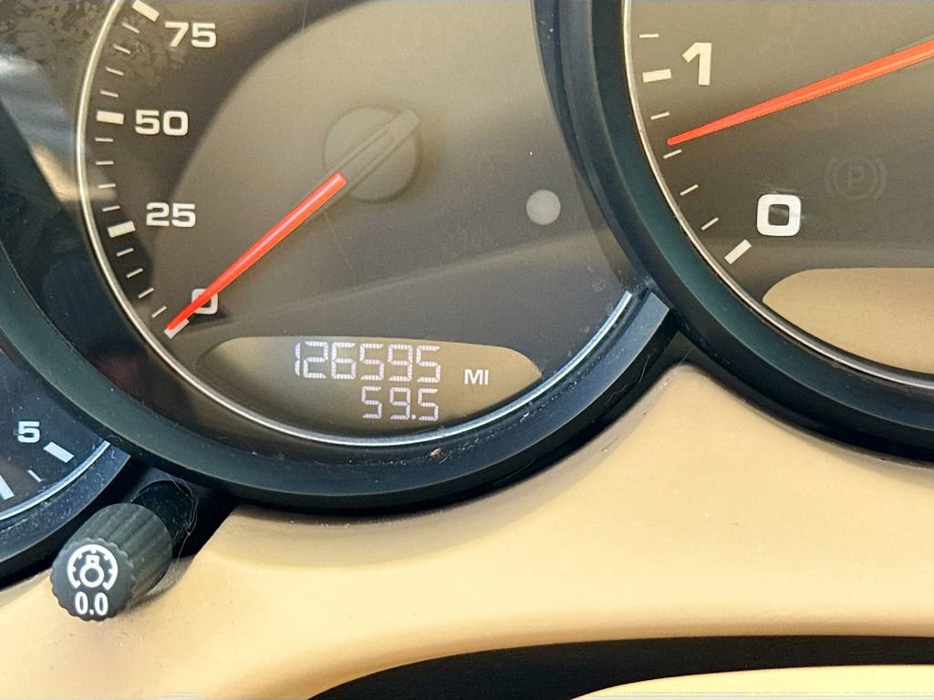 Used 2012 Porsche Cayenne image 38