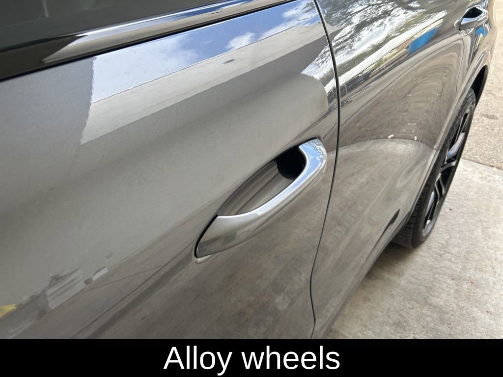 Used 2022 Porsche Cayenne w/ Premium Package Plus image 15