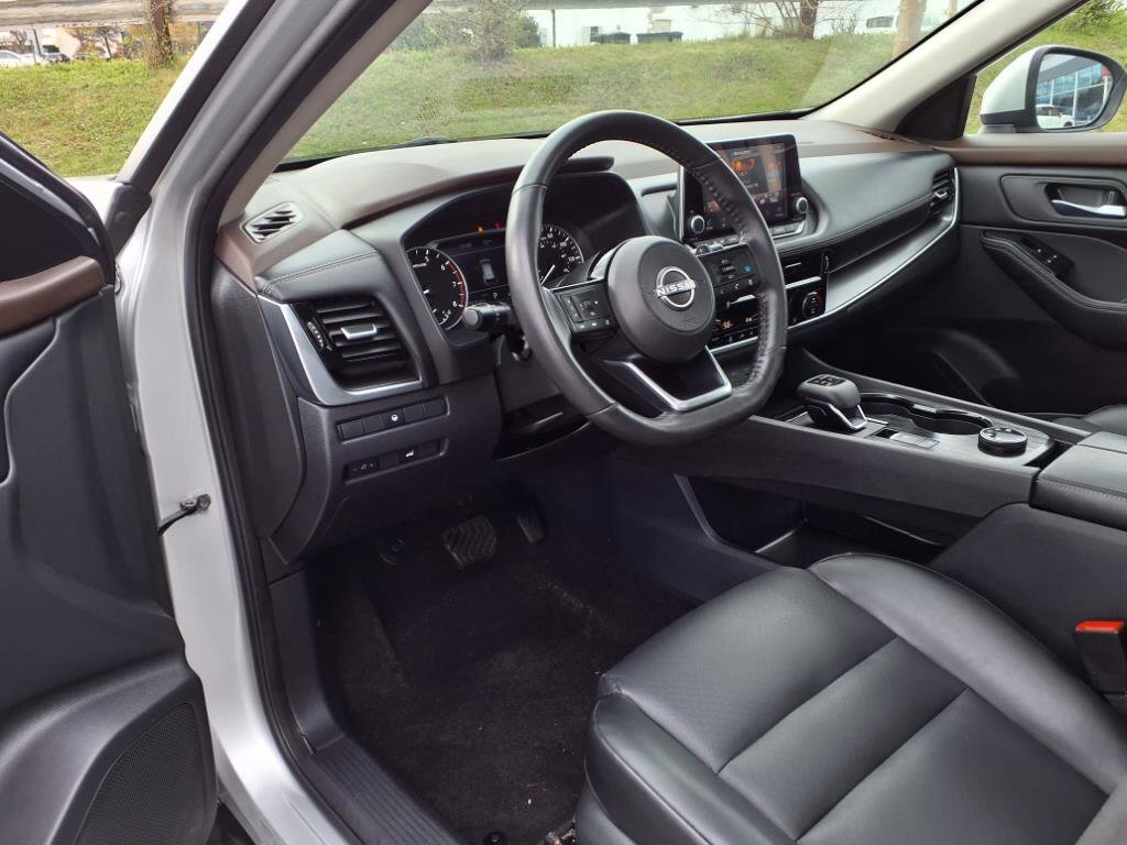 Used 2022 Nissan Rogue SV w/ SV Premium Package AWD/4WD image 19