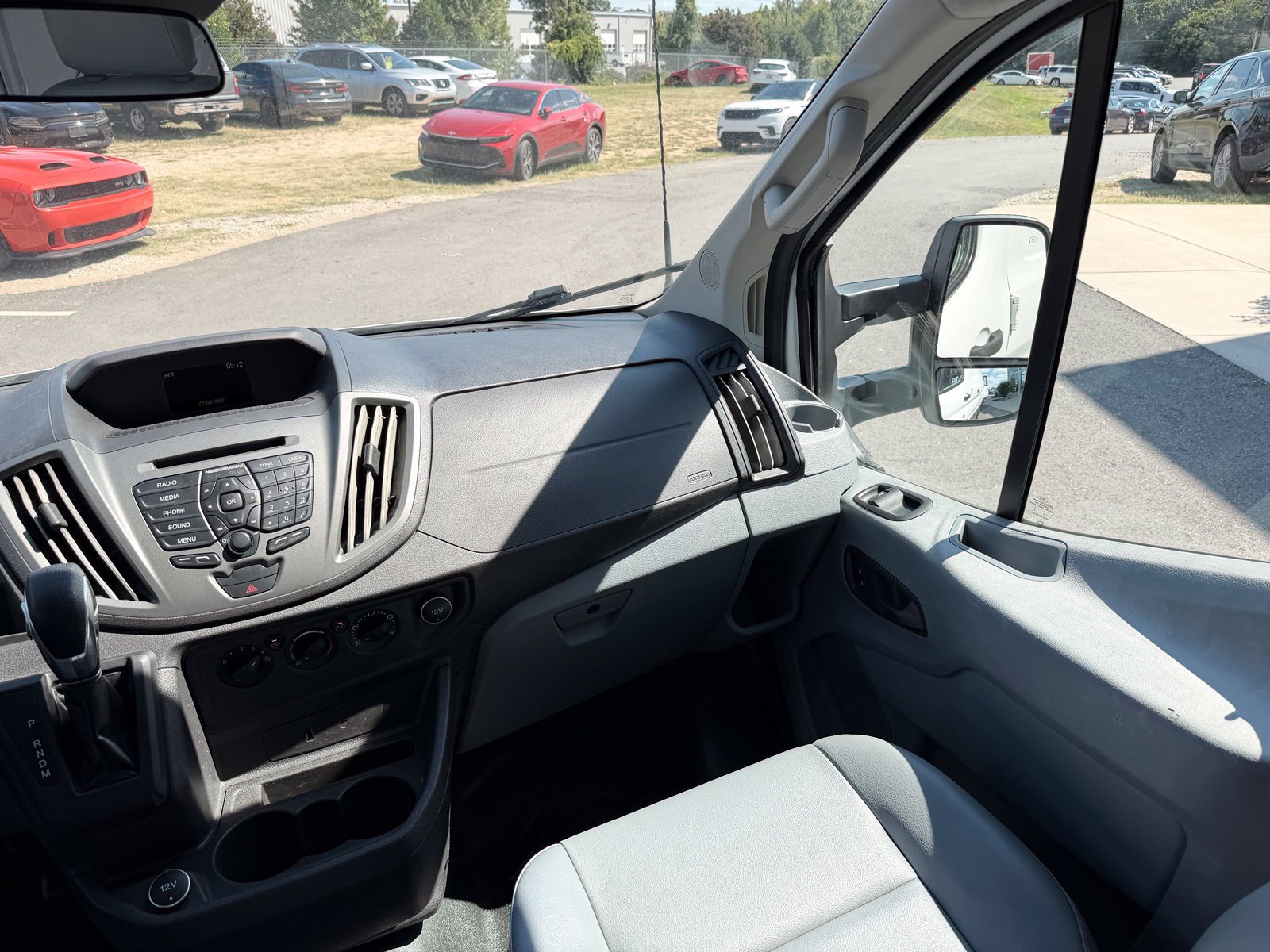 Used 2018 Ford Transit 150 130 Low Roof RWD image 29