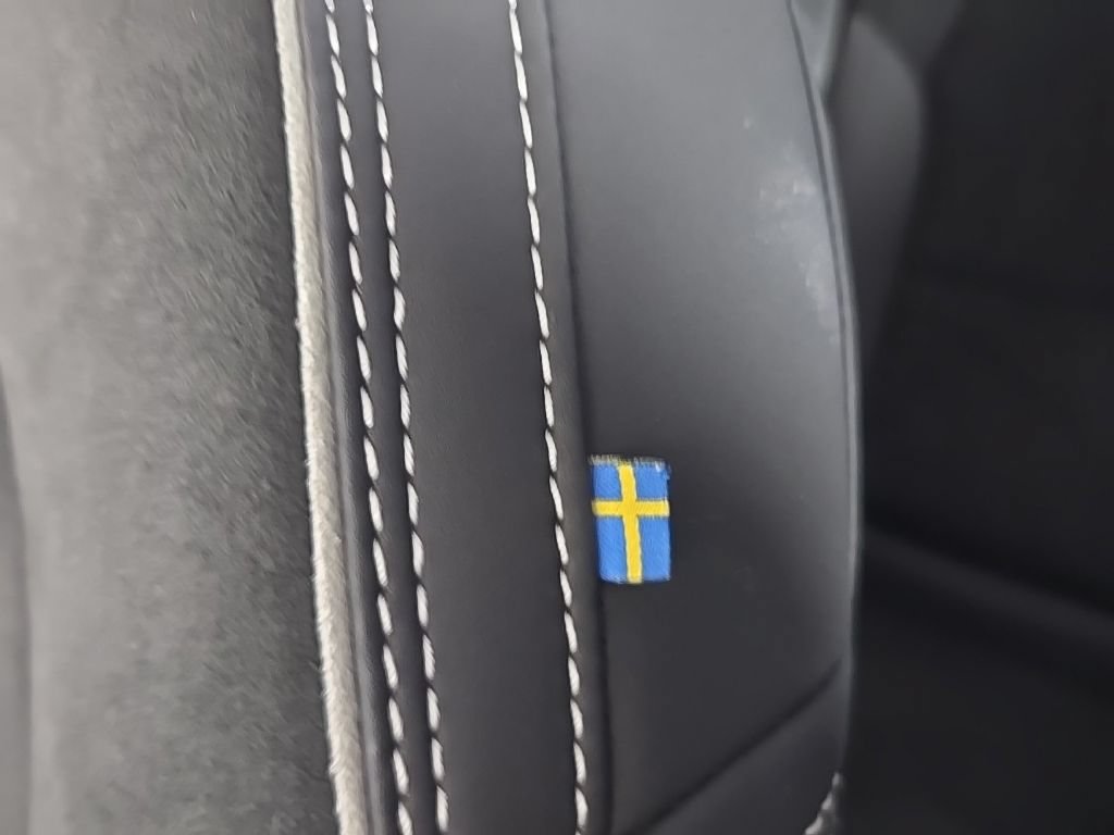 Certified 2023 Volvo XC40 Recharge Plus AWD/4WD image 29