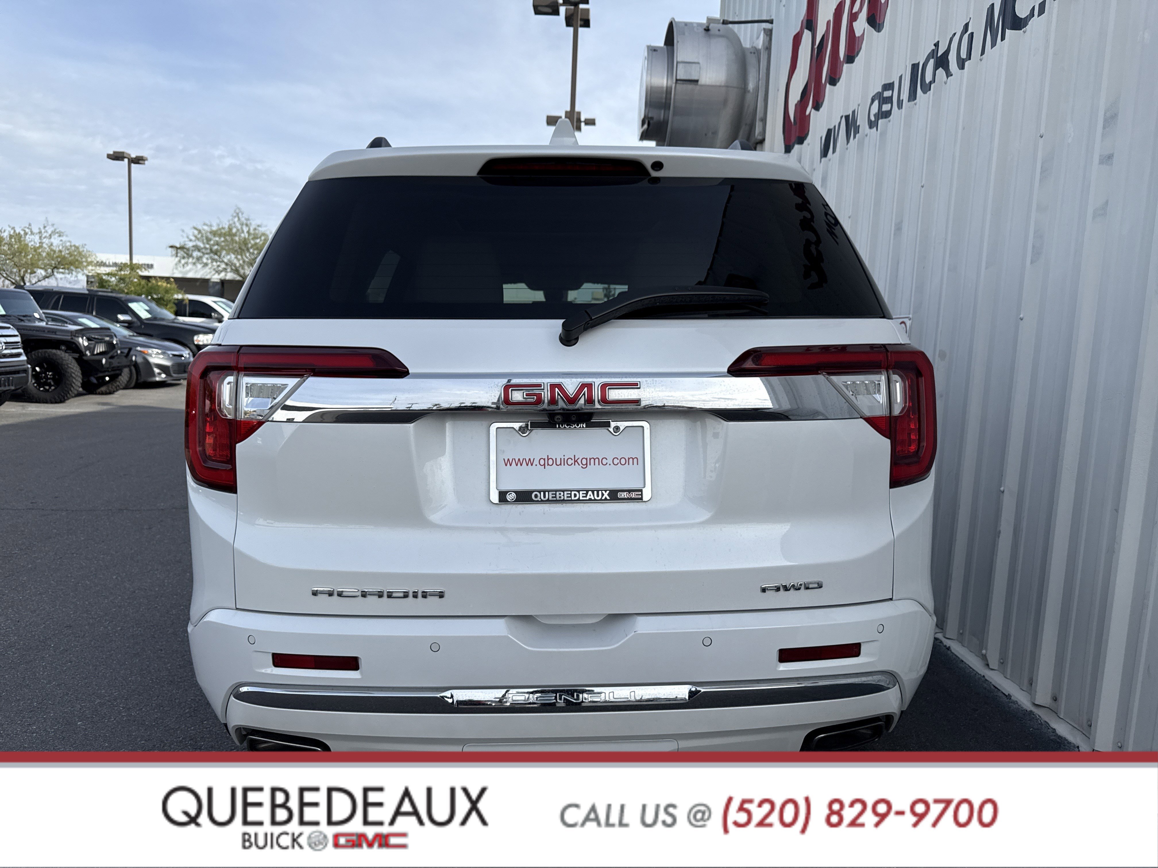 Used 2020 GMC Acadia Denali w/ Denali Ultimate Package image 8