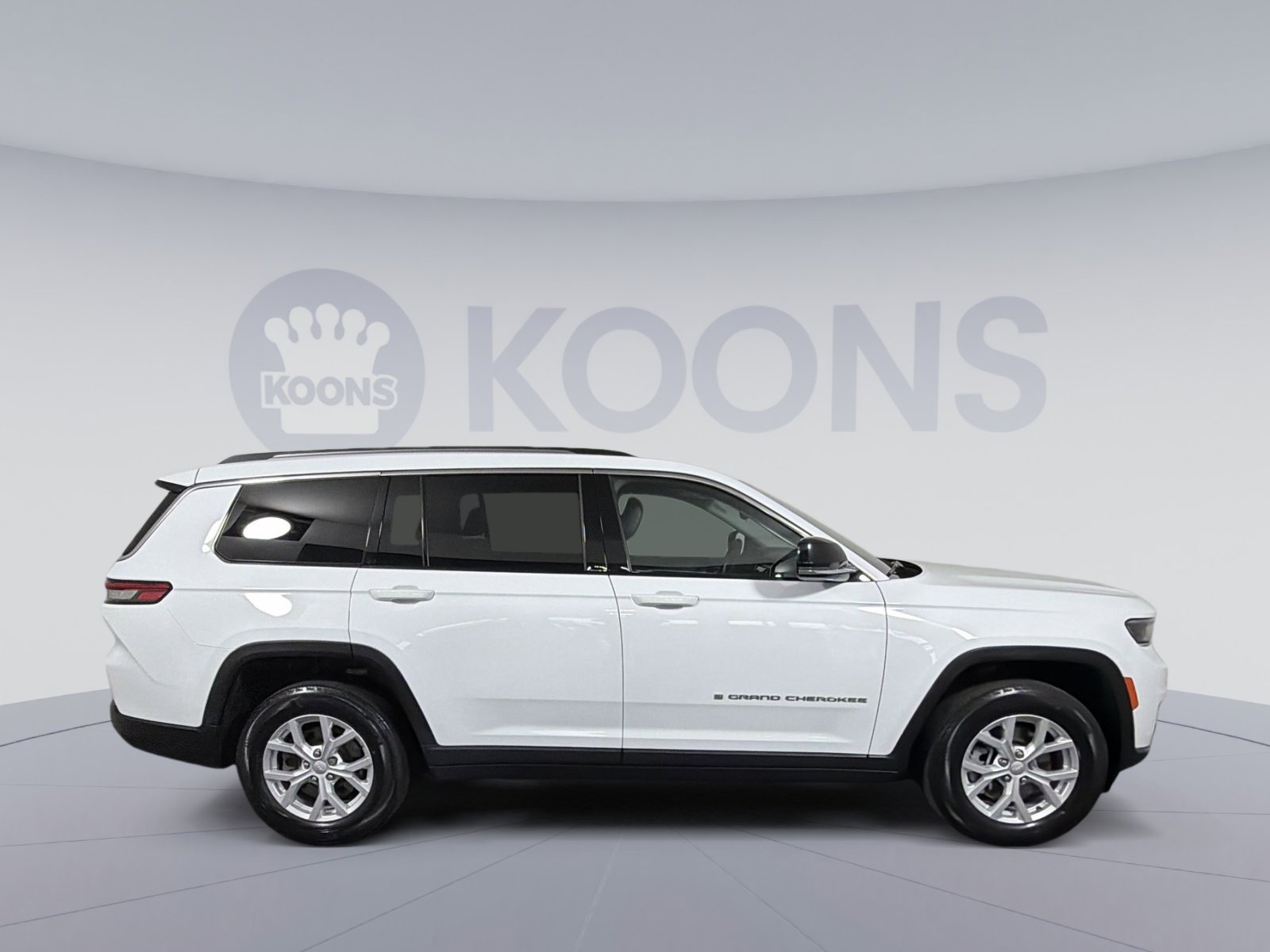 Used 2023 Jeep Grand Cherokee L Limited image 8