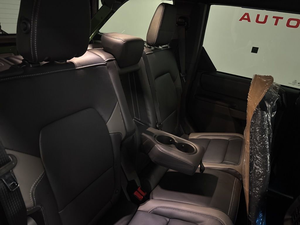 New 2025 Ford Bronco Outer Banks w/ Black Appearance Package image 33