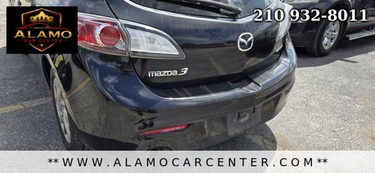 Used 2012 MAZDA MAZDA3 i Touring FWD image 11