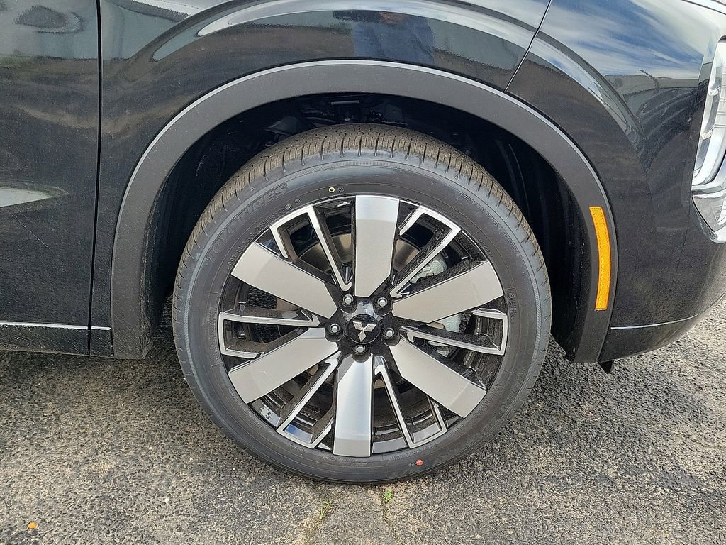 New 2025 Mitsubishi Outlander AWD image 5