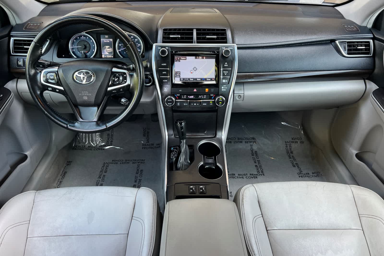 Used 2015 Toyota Camry XLE w/ Advanced Technology Package FWD image 3