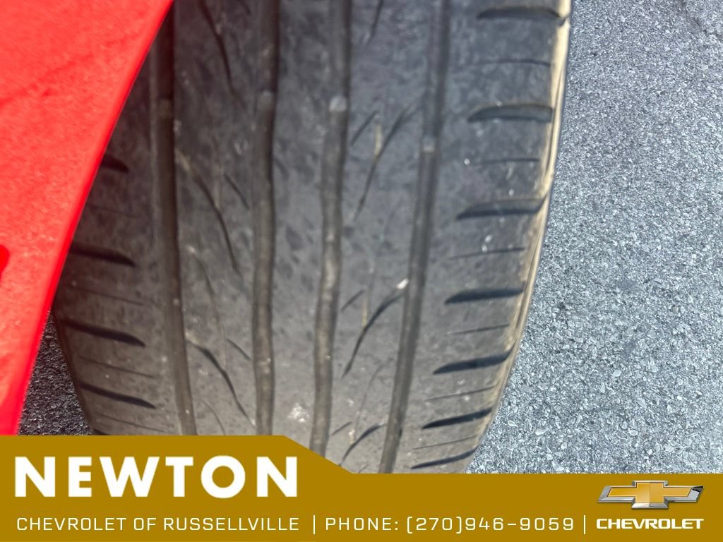Used 2020 Chevrolet Camaro LT RWD image 36