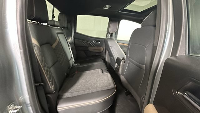 Used 2026 GMC Canyon Denali AWD/4WD image 29