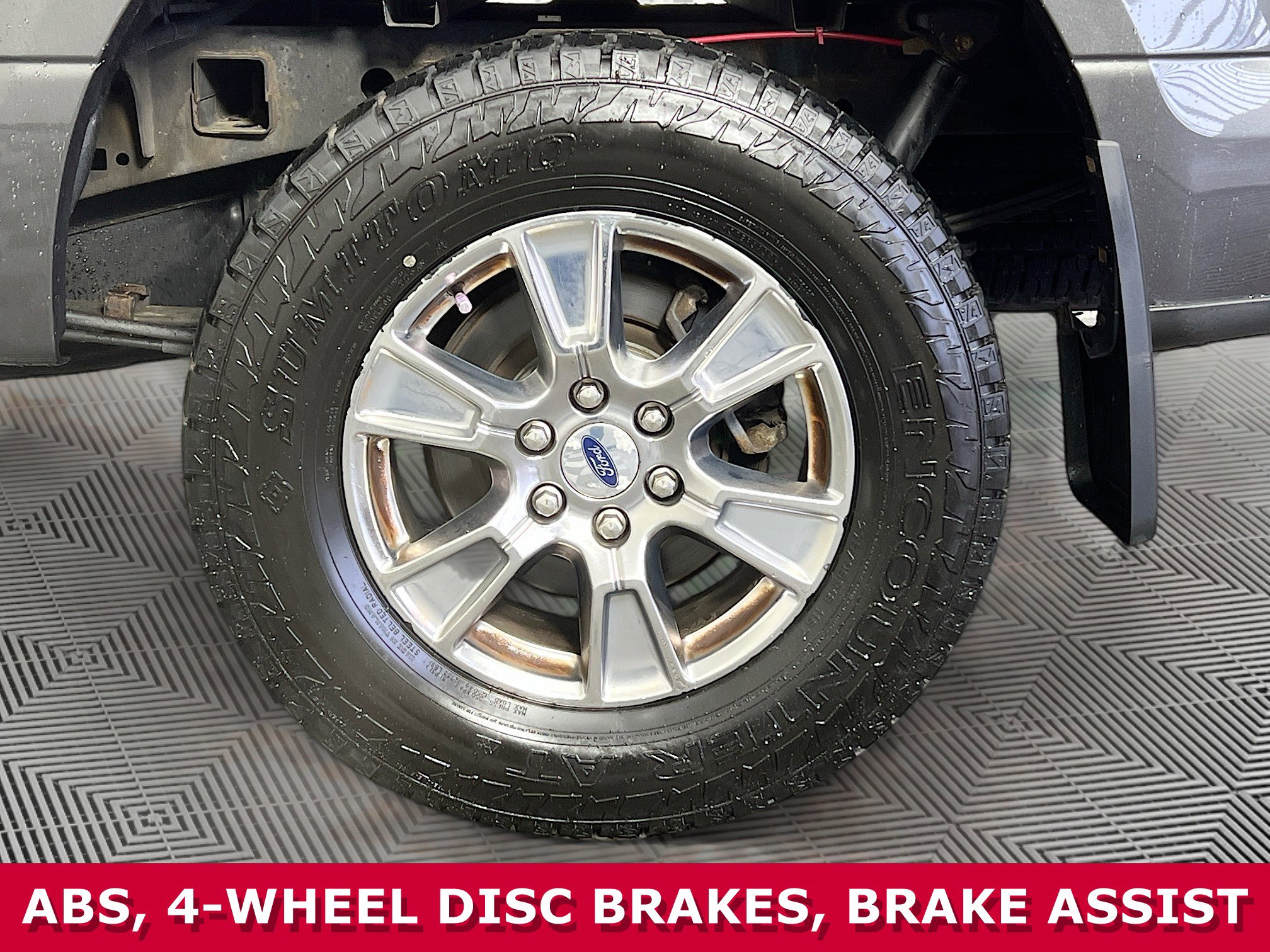 Used 2015 Ford F150 XLT w/ Equipment Group 302A Luxury image 30