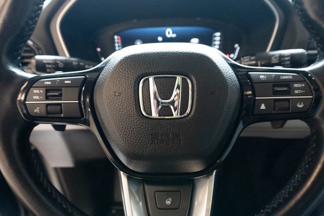 Used 2025 Honda Pilot Elite image 31