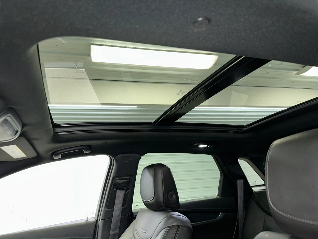 Certified 2022 Cadillac XT5 Premium Luxury w/ Technology Package image 9