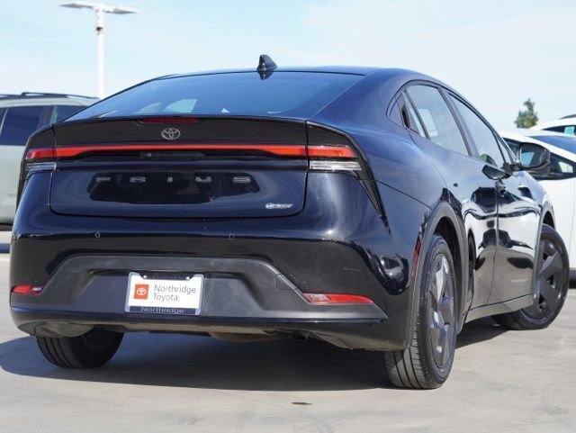 Used 2024 Toyota Prius LE image 6
