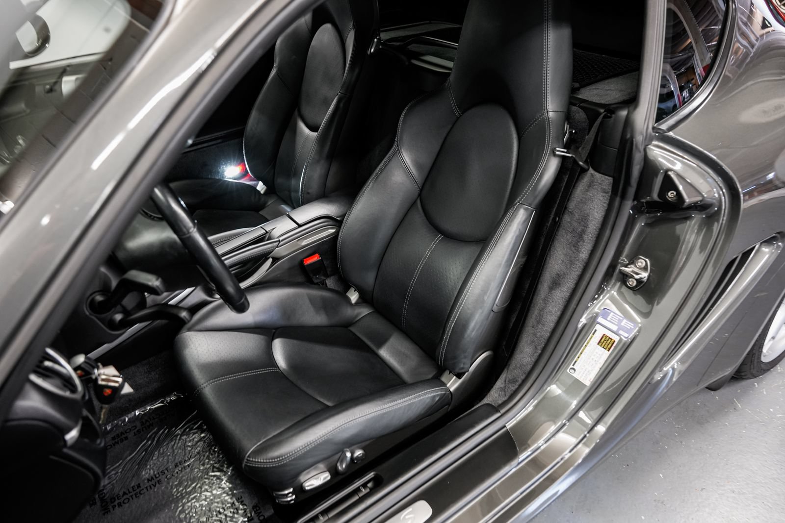 Used 2006 Porsche Cayman S RWD image 17