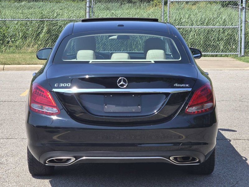 Used 2018 Mercedes-Benz C 300 4MATIC Sedan image 20