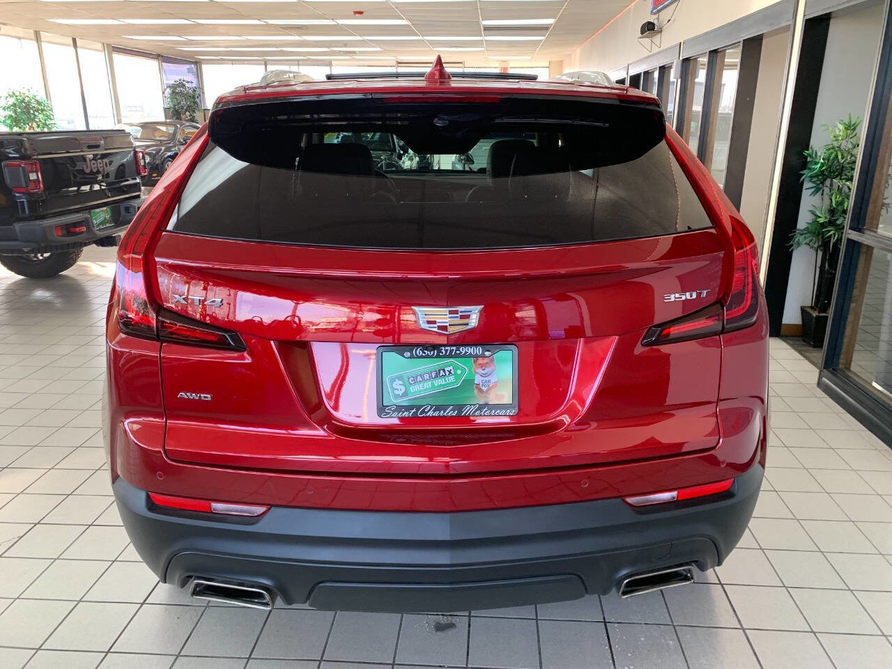 Used 2023 Cadillac XT4 Luxury w/ Cold Weather Package image 6