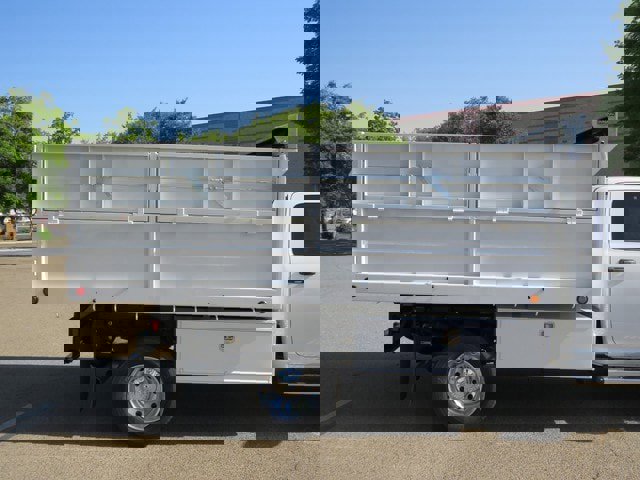 New 2023 RAM 5500 Tradesman w/ Chrome Appearance Group image 16