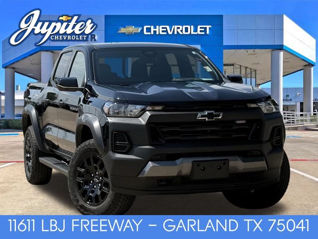 Used 2024 Chevrolet Colorado Trail Boss w/ Technology Package AWD/4WD image 1